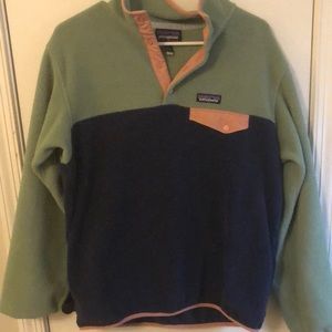 Patagonia Pull Over Sweater